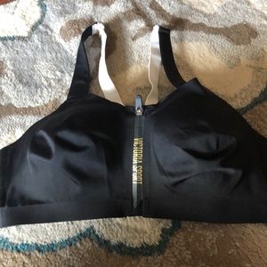 Victoria Sport Bra